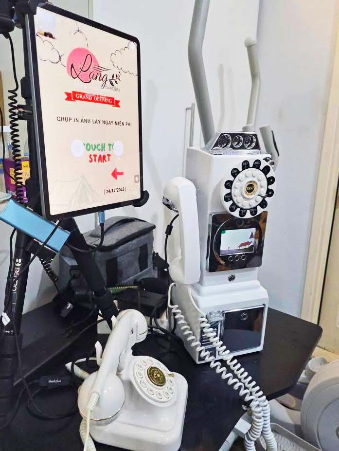 Giới thiệu thiết bị dịch vụ cho thuê video guest book cho đám cưới