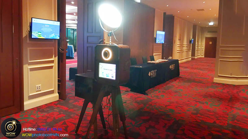 Photo booth vô cùng linh hoạt: sinh nhật, đám cưới, lễ ăn hỏi, party, ra mắt sản phẩm...