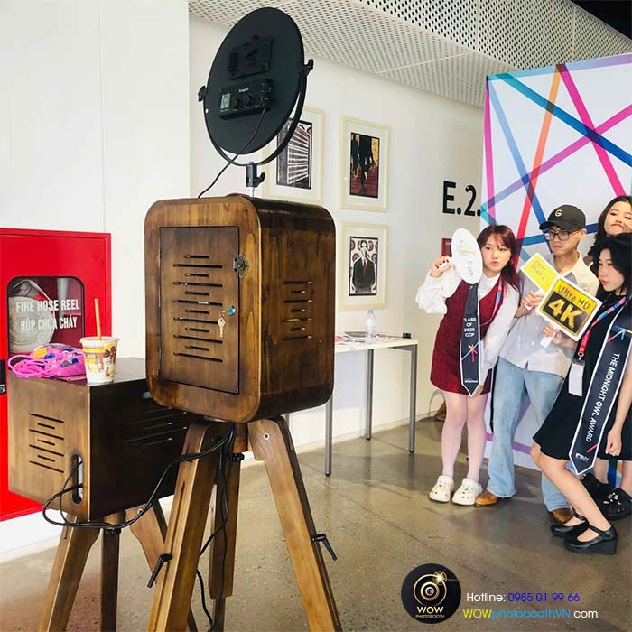 Classic Photo booth áp dụng hợp với mọi sự kiện ở hà nội