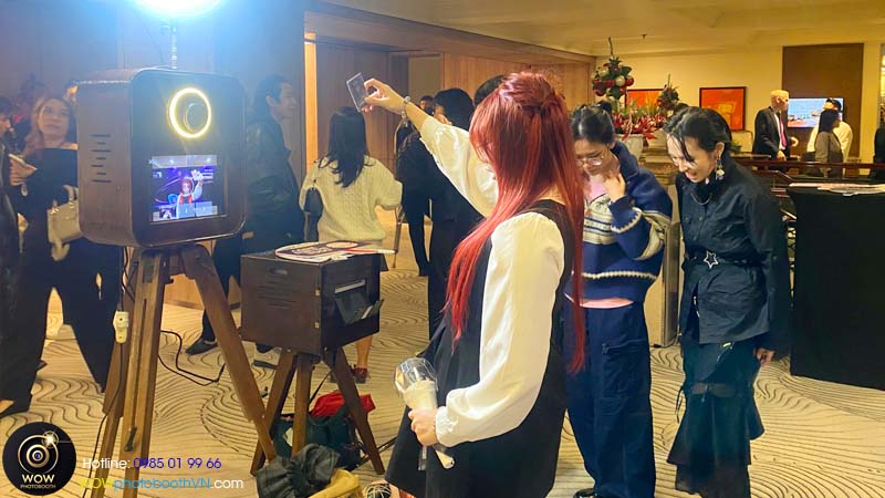 WoWphotobooth là studio cho thuê photobooth ở hà nội di động