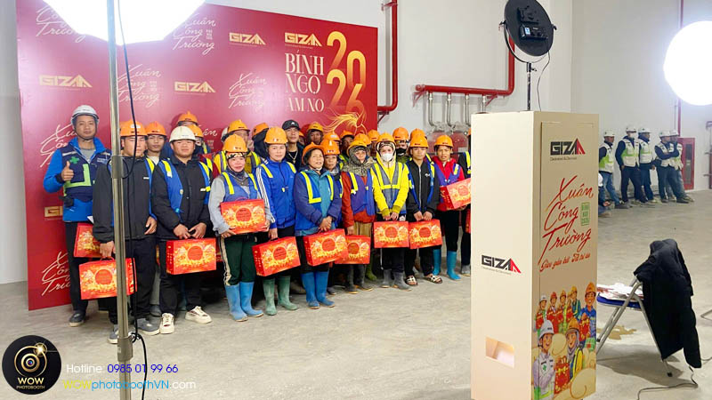 set up vô cùng nhanh chóng cho sự kiện diễn ra bùng nổ