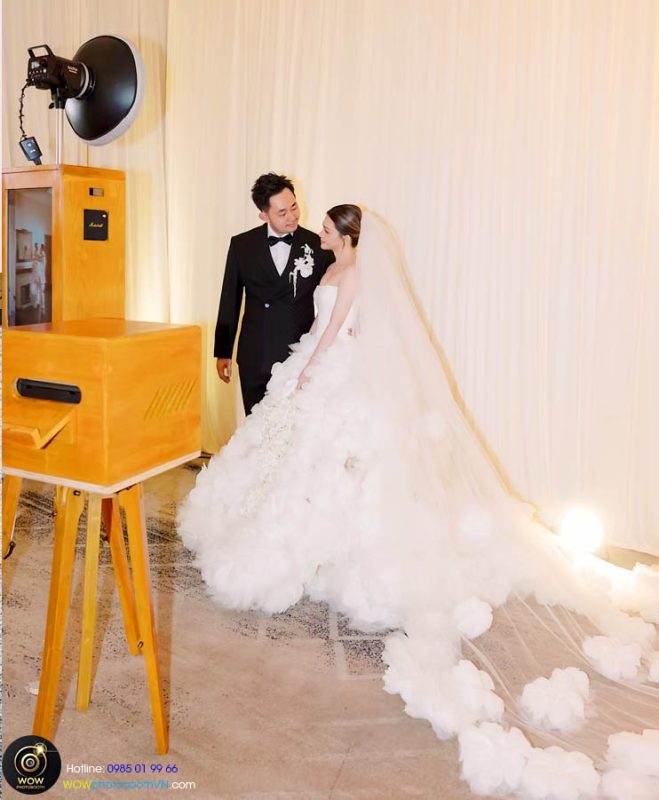 Thuê photobooth ở đâu tại hà nội? Câu trả lời là WoW photobooth