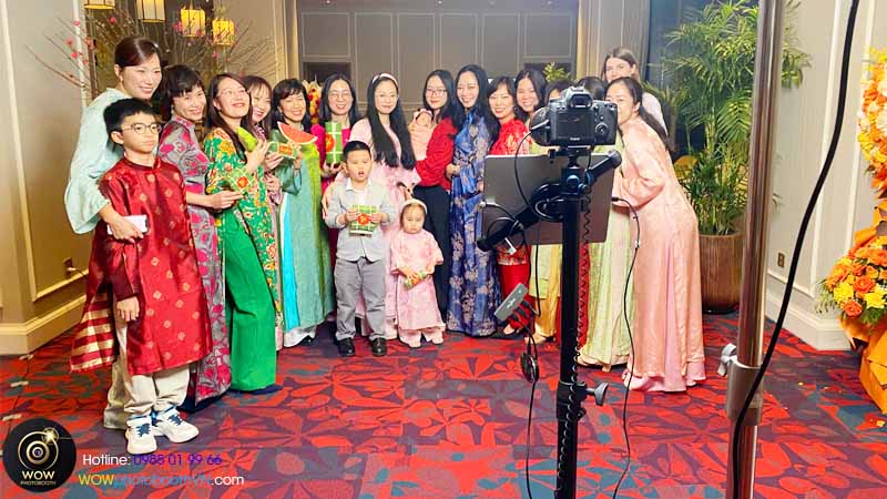 Dịch vụ cho thuê photobooth lễ ăn hỏi giúp bạn tối ưu chi phí
