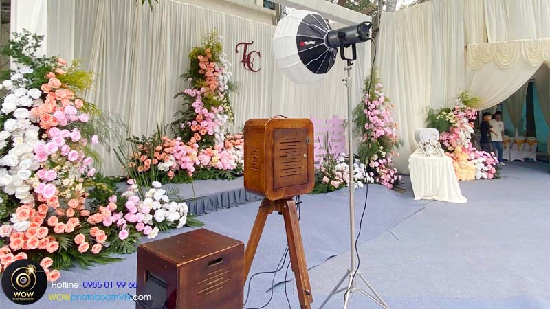 Giới thiệu về photo booth chụp ảnh lấy liền cho đám cưới