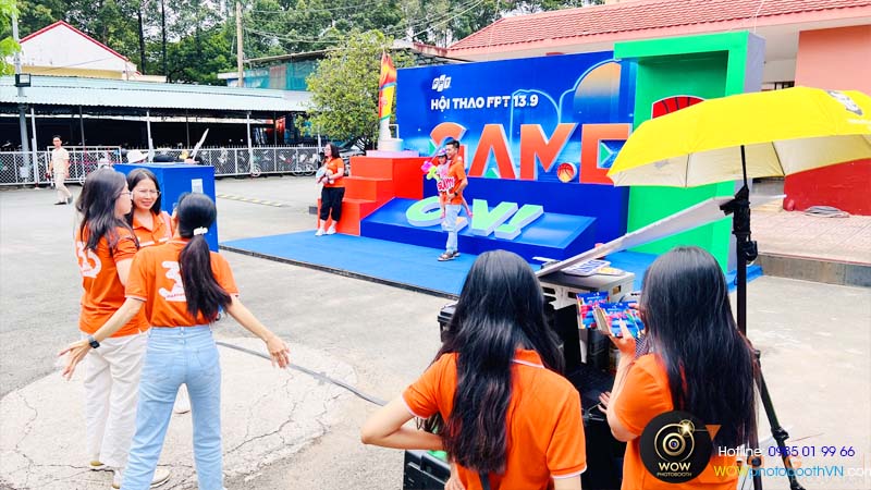 WoW photo booth cung cấp thiết bị sự kiện giá rẻ, in ảnh không giới hạn