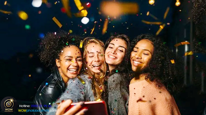 Lợi thế với thiết bị chụp ảnh photobooth giá rẻ cho sự kiện