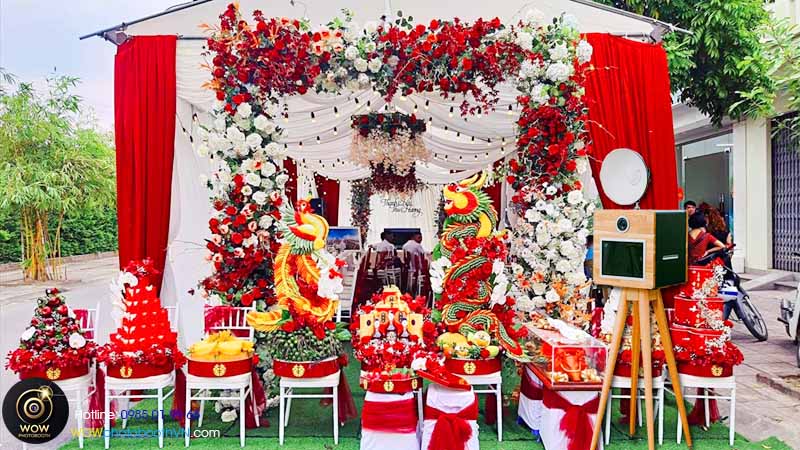 Giải thích vì sao photo booth chụp ảnh lấy liền không thể thiếu trong lễ ăn hỏi