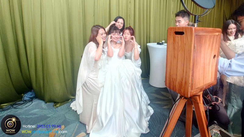WoWphotobooth - Chuyên các dòng máy phục vụ đám cưới